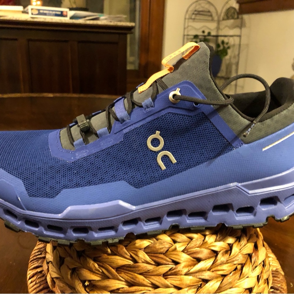 ON RUNNING running shoes Cloudultra Men’s Size 11.